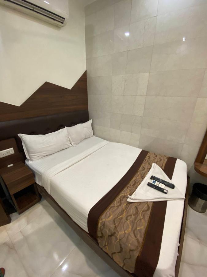 Hotel Palace Residency Near Lokmanya Tilak Terminus Bombaj Zewnętrze zdjęcie